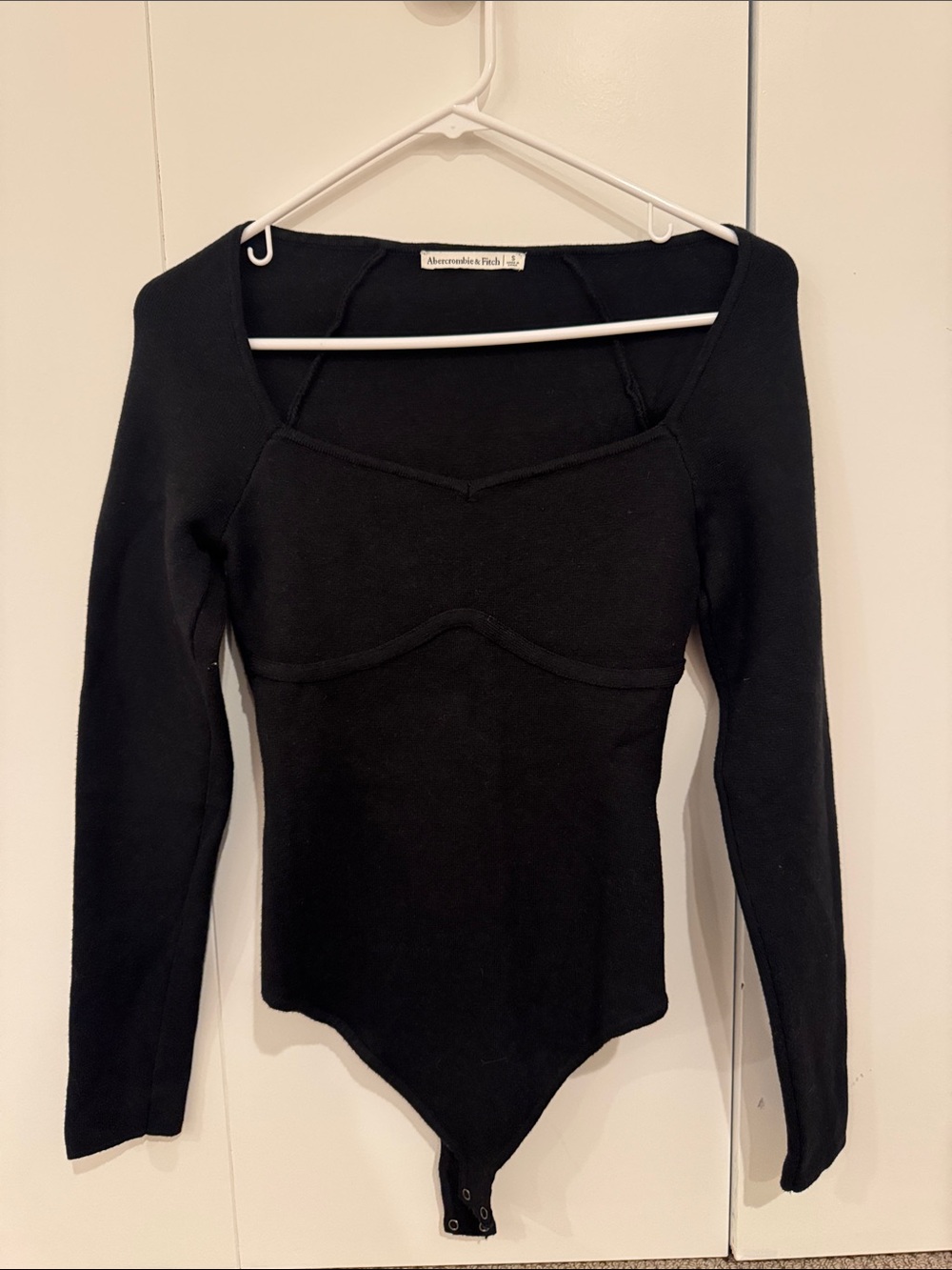Abercrombie & Fitch Black Long-Sleeve Square-Neck Bodysuit with Contour Seams